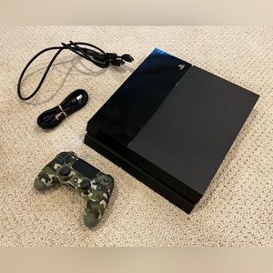 PlayStation 4 with one controller